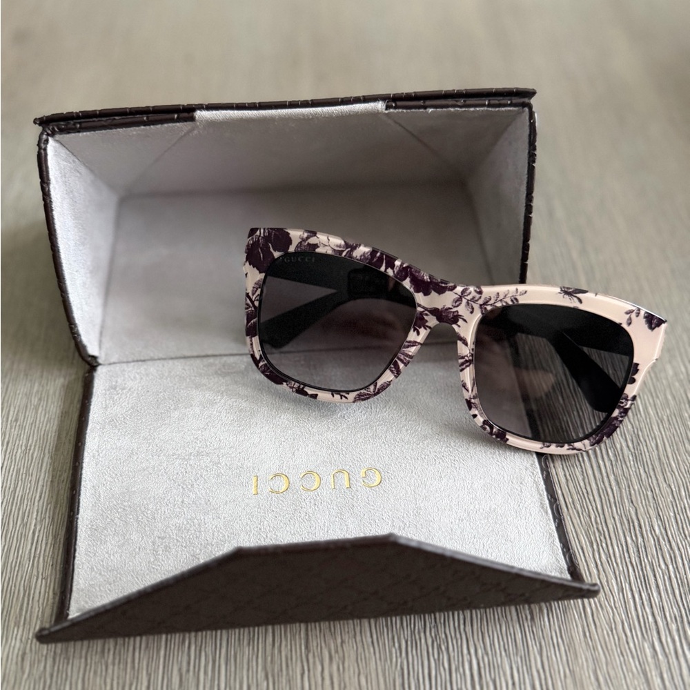 Gucci GG Floral Sunnies